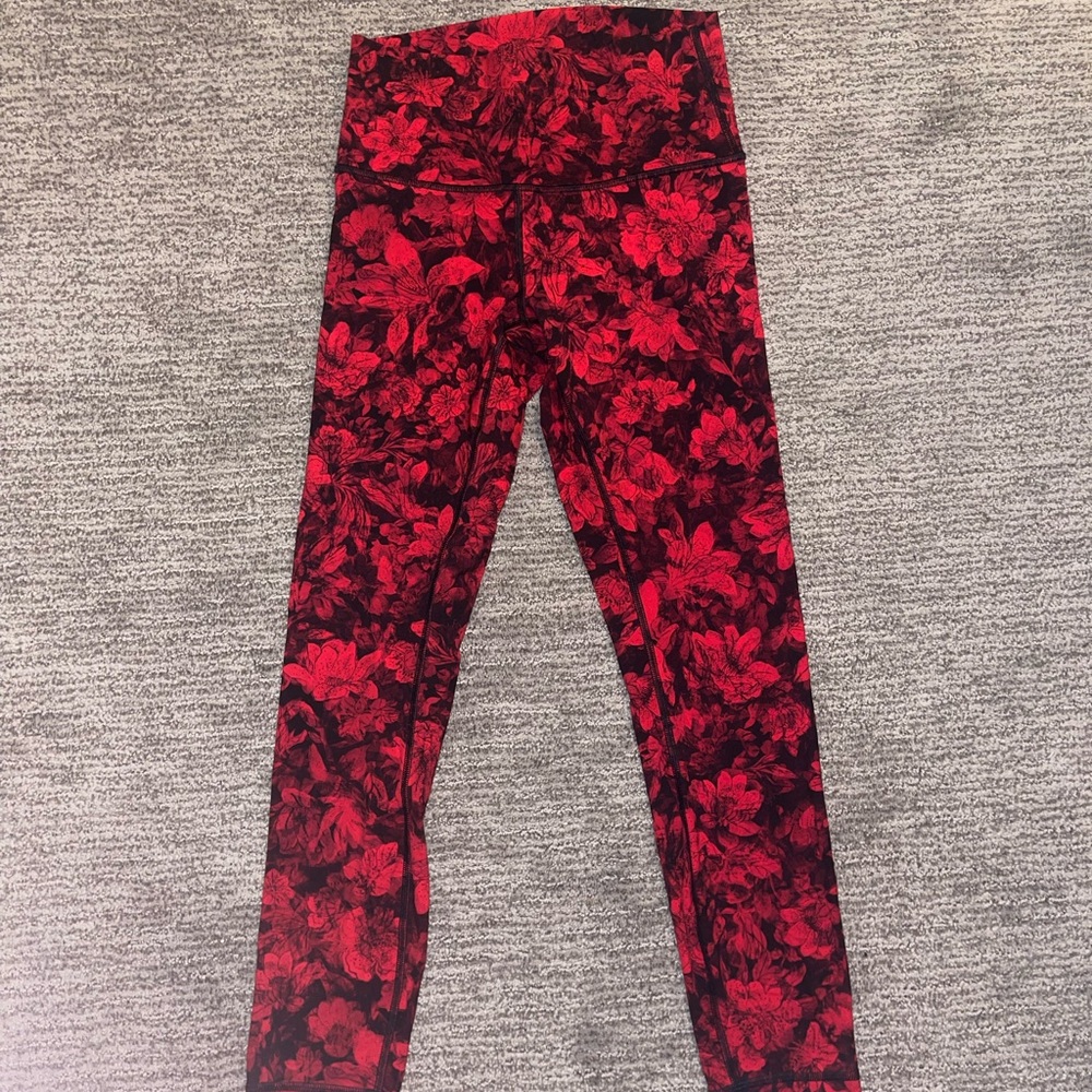 Lululemon Wunder Under 25” Red Floral Leggings